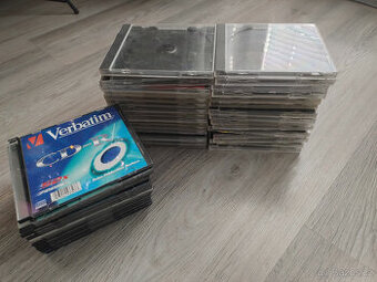 Obaly na CD / DVD - 49ks