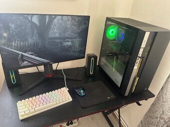 Herní pc -stolní počítač