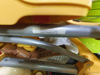 dětská jídelní židlička