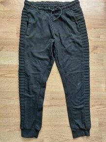 Chlapecké tepláky zn. Chapter vel. S - 1