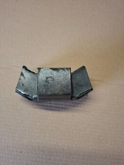 Silentblok 5q převodovky Škoda 130, Rapid 136