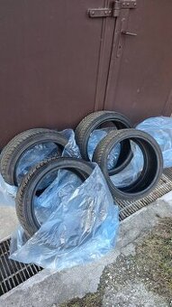 265/35/R19 a 235/35/R19 Gripmax Pro Winter XL