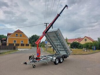 Třístranný sklápěč s rukou