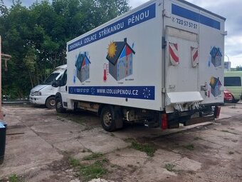 IZOLACE PUR, uzolace stříkanou pěnou