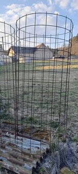 Kovový zásobník na dřevo