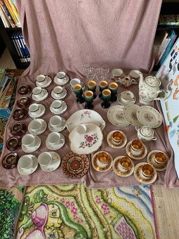 Úklid půdy 1: hrnečky, konvice, skleničky