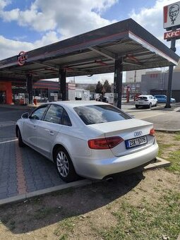Audi A4 B8 2.7 TDI 140Kw Automat