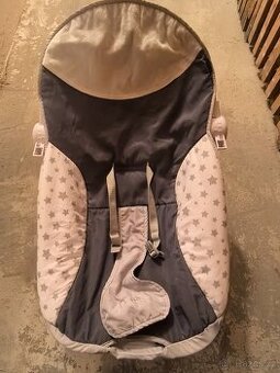 Lehátko pro kojence