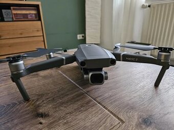 Mavic 2 Pro + Dji Goggles RE + ovladač navíc + 4 baterie