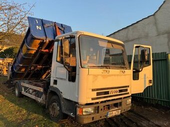 Nosič kontejnerů IVECO