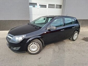 ASTRA 1.7 CDTi, r.11, po STK, PŮVOD ČR, VELMI SOLIDNÍ