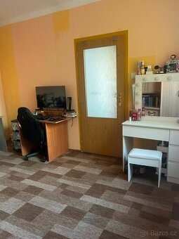 Pronájem částečně vybaveného bytu 3+1 s balkonem – Přerov, u