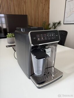 Automatický kávovar Philips Series 3300 LatteGo zár 4/2028