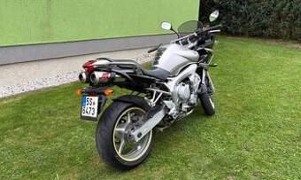 Yamaha FZ6