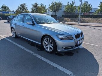 BMW 325i E90