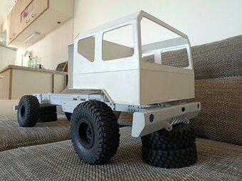 Šasi s karosérií Iveco M170 1:9