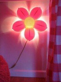 Dětská lampička na stěnu s vypínačem