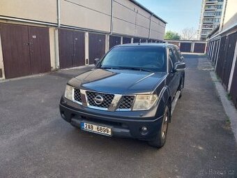 Nissan Navara 2,5dci, 4x4