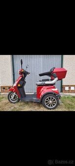 Prodám tříkolový elektrický vozík- tříkolku.