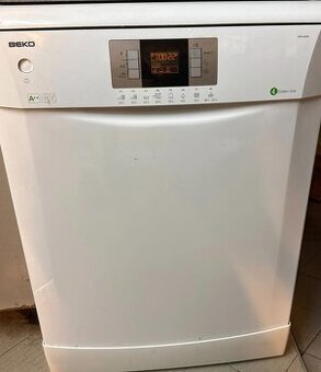 Prodám myčku Beko - 1