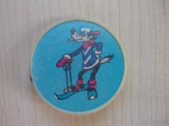RETRO PLACKA - ODZNAK - VLK A ZAJÍC - JEN POČKEJ