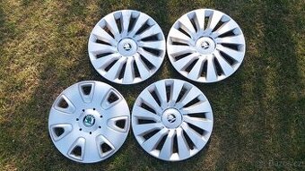 originální plastové poklice Škoda velikost 16" / použité