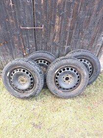 Plechové disky + zimními pneu 205/55 R16 Volkswagen Scirocco