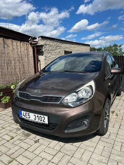 🟤 Kia Rio 1.2 CVVT 62 kW Comfort | 2012 | Najeto 122 000 km