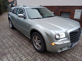 Chryser 300C 3.5 180kw 4x4