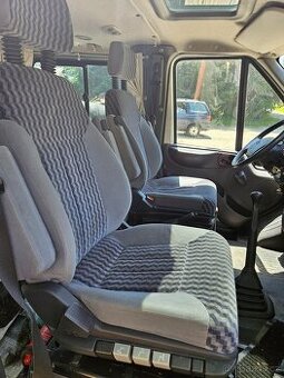 Prodám do Ford Transit přední otočné sedačky