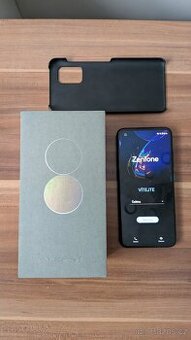 Asus Zenfone 8