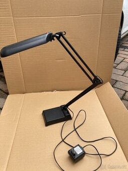 Stolní lampa černá, dvouramenná