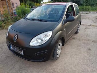 Renault Twingo 2 1.2i 44kw r.v2009 NOVÁ STK NAJETO 123XXXkm