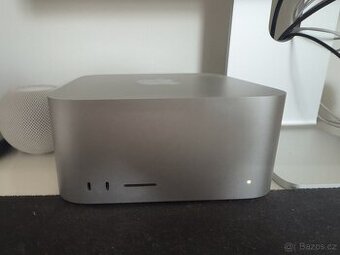 Apple Mac Studio s M2 Ultra