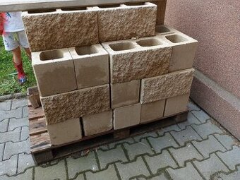 DITON Okrasná tvárnice jednostranná bez fazety PÍSKOVÁ