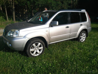 Podám X-Trail