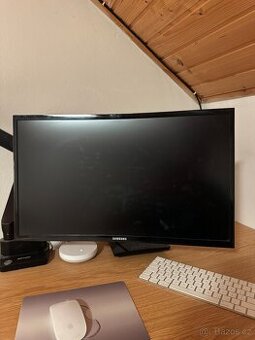 Samsung C24F396FHU zakřivený monitor (23,5", matný), LCD