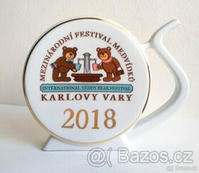 Originální porcelánové lázeňské pítko medvědi