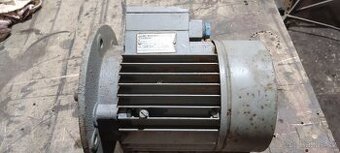 Motor přírubový 220V