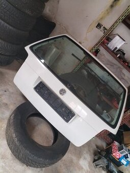 Kufr Volkswagen passat B5 / B5.5