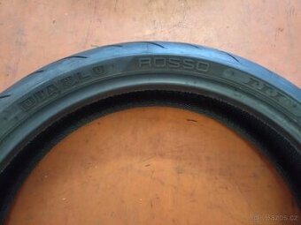 Pirelli Diablo Rosso III přední 120/70/17