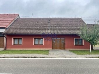 Sudoměřice - Rodinný dům se dvěma byty - 272m2