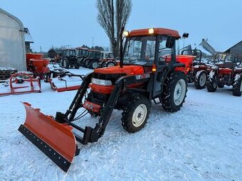 Malotraktor Kubota GL400 zimní údržba