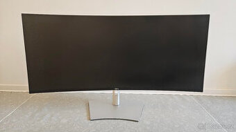 40" Dell U4021QW UltraSharp