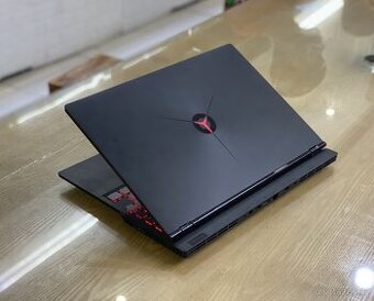 Lenovo Legion Y7000 2019 na díly