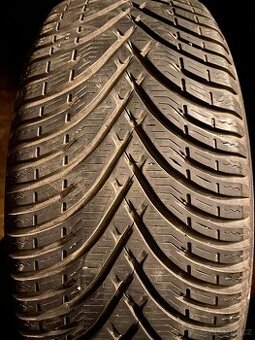 Zimní pneu 205/55/R16 BF Goodrich