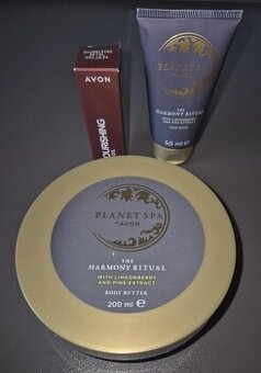 NOVÁ Sada péče na rty,pleťová maska,tělový krém