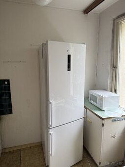 Lednice Gorenje + Daewoo mikrovlnka