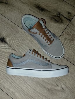 Nízké tenisky Vans Old Skool v.40