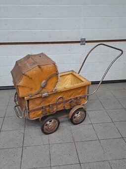 Kočárek pro panenky - 1